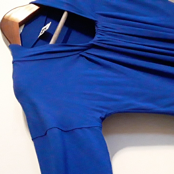 Anne Klein Pleated Front Jersey Top, vivid blue, Size M - Picture 2 of 5